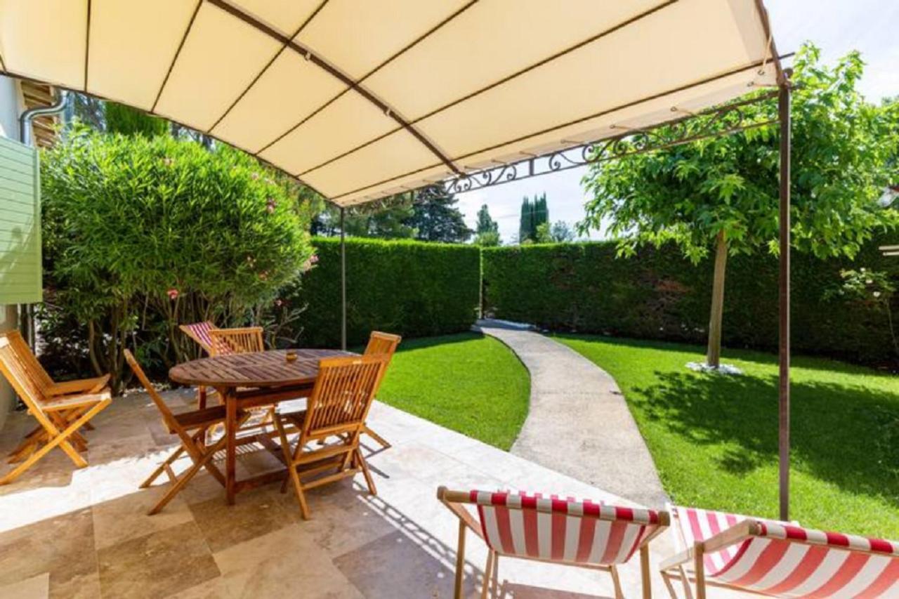 LʼIsle-sur-la-Sorgue La Bastide De L Etang 아파트 외부 사진